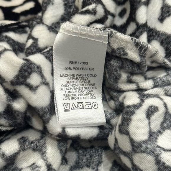 NEW Anne Klein White and Black Cheetah Animal Print Pajama Set Cozy Holiday 3X - Picture 5 of 10